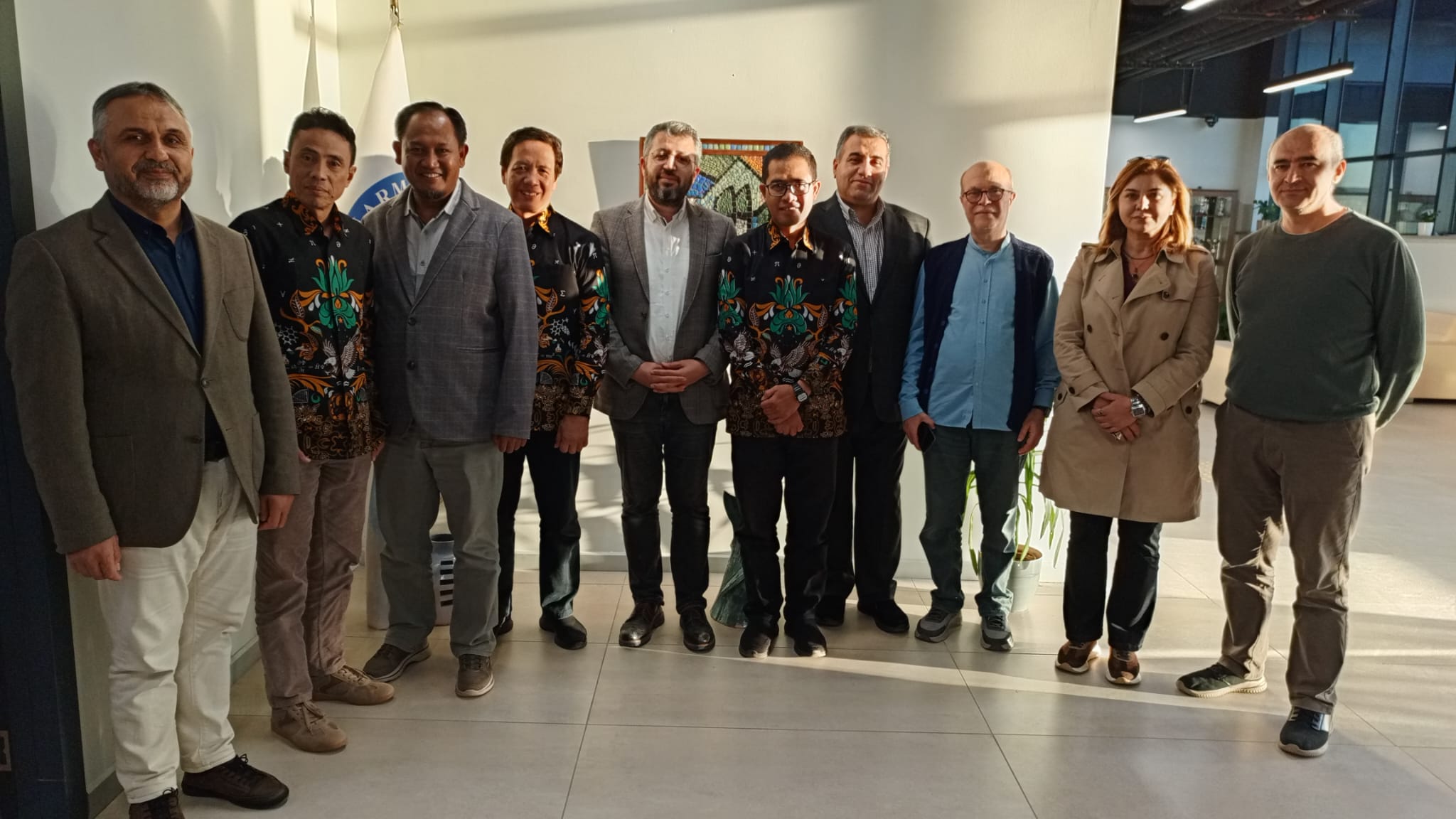 WhatsApp Image 2025-12-17 at 17.47.02 (1).jpeg (209 KB)