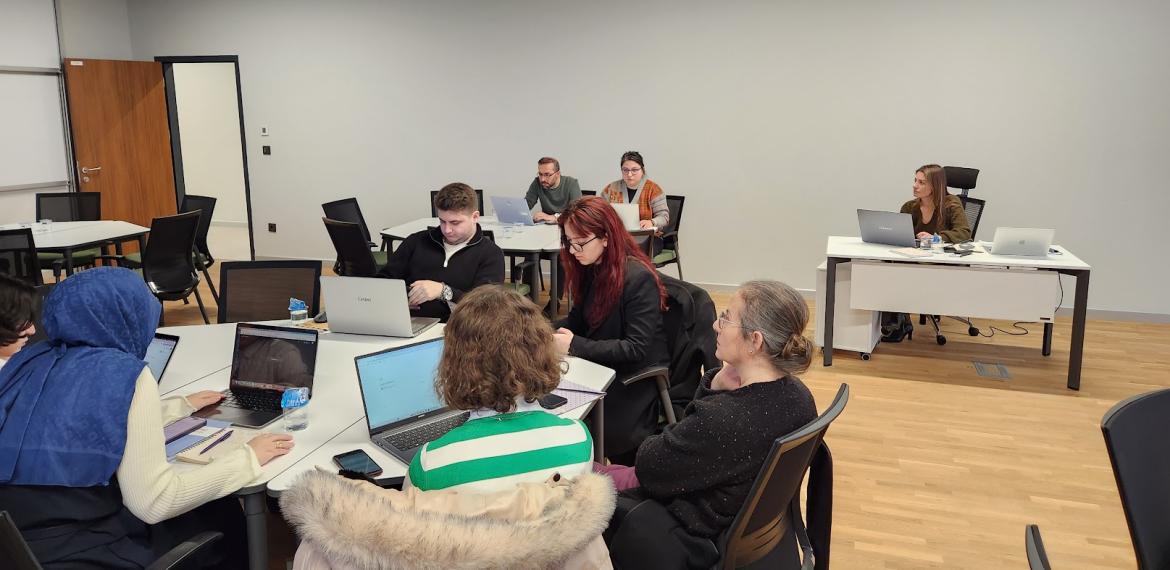 Nvivo Örnekleri ile Nitel Veri Analizi (AEF)